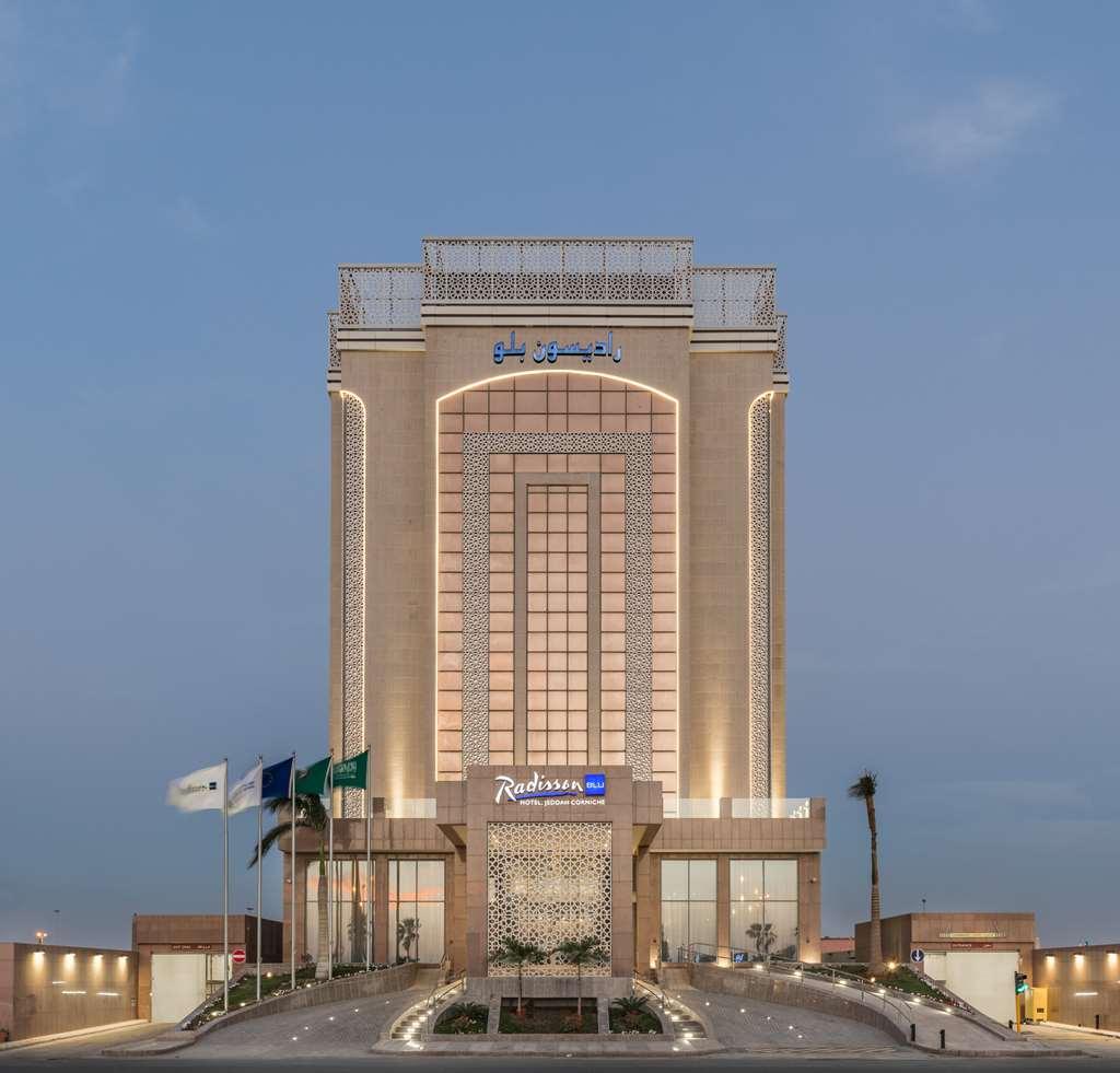 Radisson Blu Hotel, Jeddah Corniche Esterno foto Radisson Hotel, Riyadh