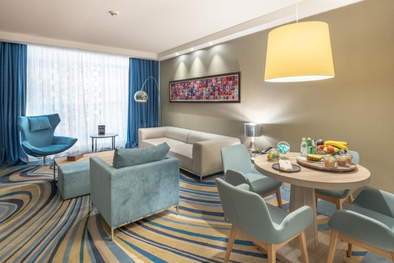 Radisson Blu Hotel, Jeddah Corniche Esterno foto Suite